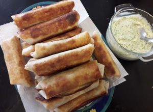 Una foto de Rollo de verduras con atún
