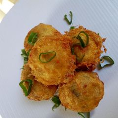 A picture of Mashed Irish potato balls.