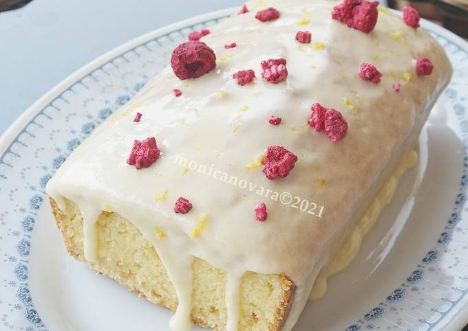 Lemon Yoghurt Loaf Cake