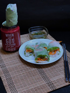 A picture of Vietnamese style Cold Spring Roll with Fish Sauce.