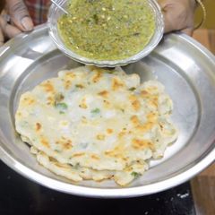 A picture of Rice flour Bhakri.