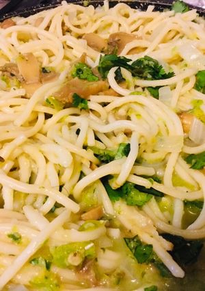 Una foto de Spaghetti verde sin lácteos