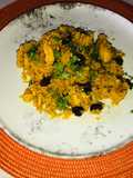Arroz con pollo especiado tipo indio
