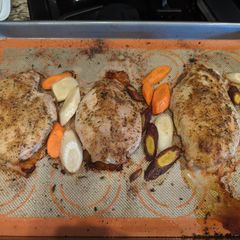 Savory herb chicken A picture of Savory herb chicken.