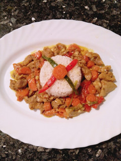 Una foto de Zanahorias con pollo al curry