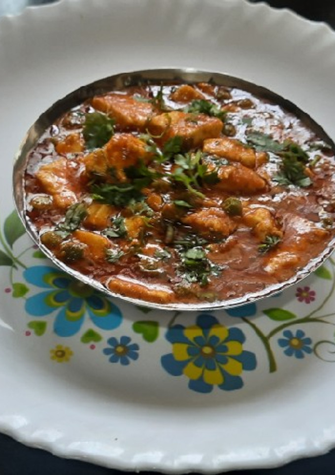 A picture of Mutter paneer makhanwala.