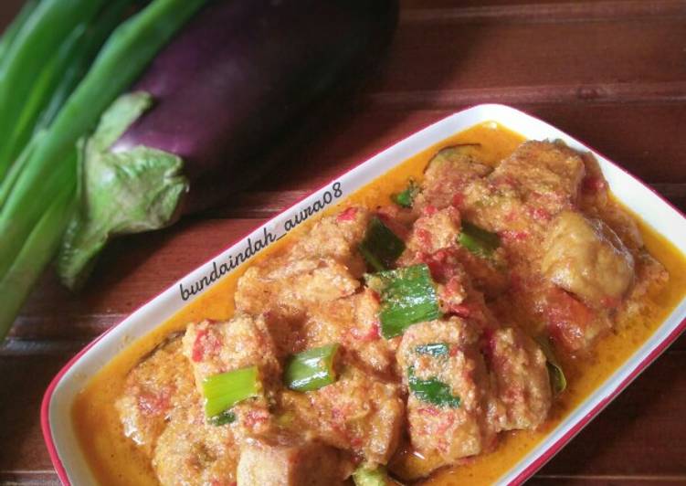 Terong Siram Kuah Santan Pedas