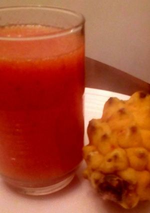 Una foto de Jugo de Papaya y Pitaya