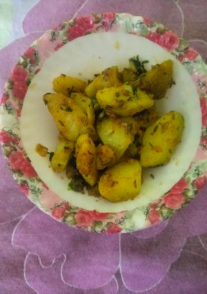 A picture of Jeera aloo.