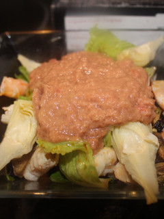 Una foto de Ensalada de gambas y mejillones