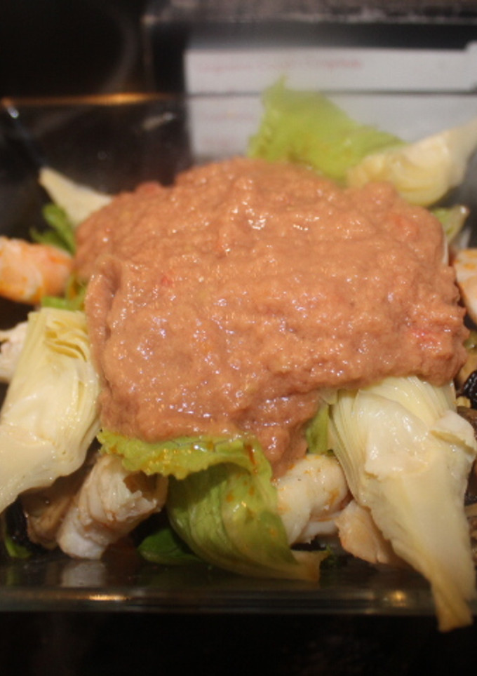 Una foto de Ensalada de gambas y mejillones