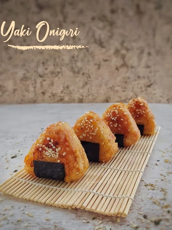 Langkah Gampang Menyiapkan Resep  Yaki Onigiri yang Bikin Ngiler, Lezat Sekali