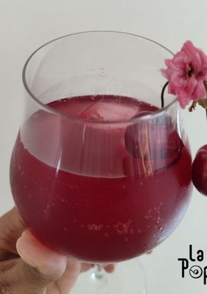 Une photo de Cocktail Sakura