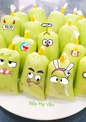 Hình của món Kem túi bơ sữa chua trái cây.