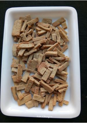 A picture of Baked wheat flour namakpare.
