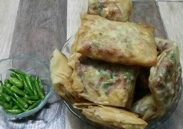 Resep Lumpiah isi Kornet Ayam dan Mie Anti Gagal