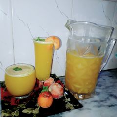 A picture of Peach juice.