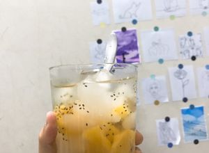 Hình của món Chè hạt đác nấu thơm.