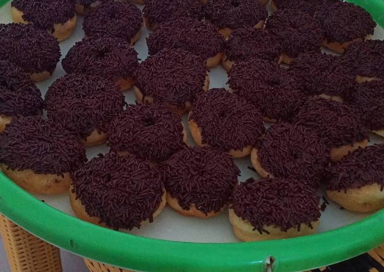 Donat empuk lembut tanpa telur dan tanpa ulen