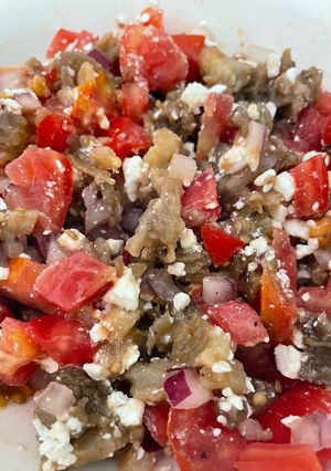Una foto de Ensalada de berenjena