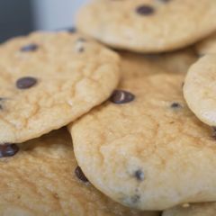 A picture of Anabolic Chocolate Chip Cookies.