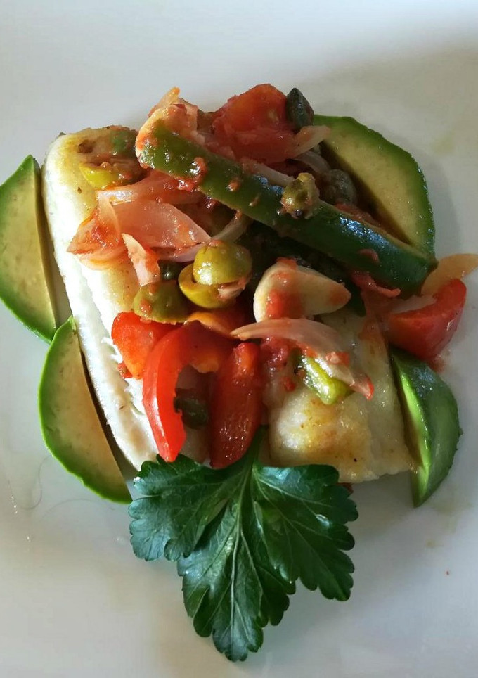 Una foto de Pescado a la Veracruzana