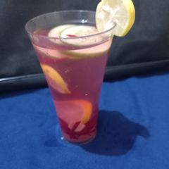 A picture of Detox Water.