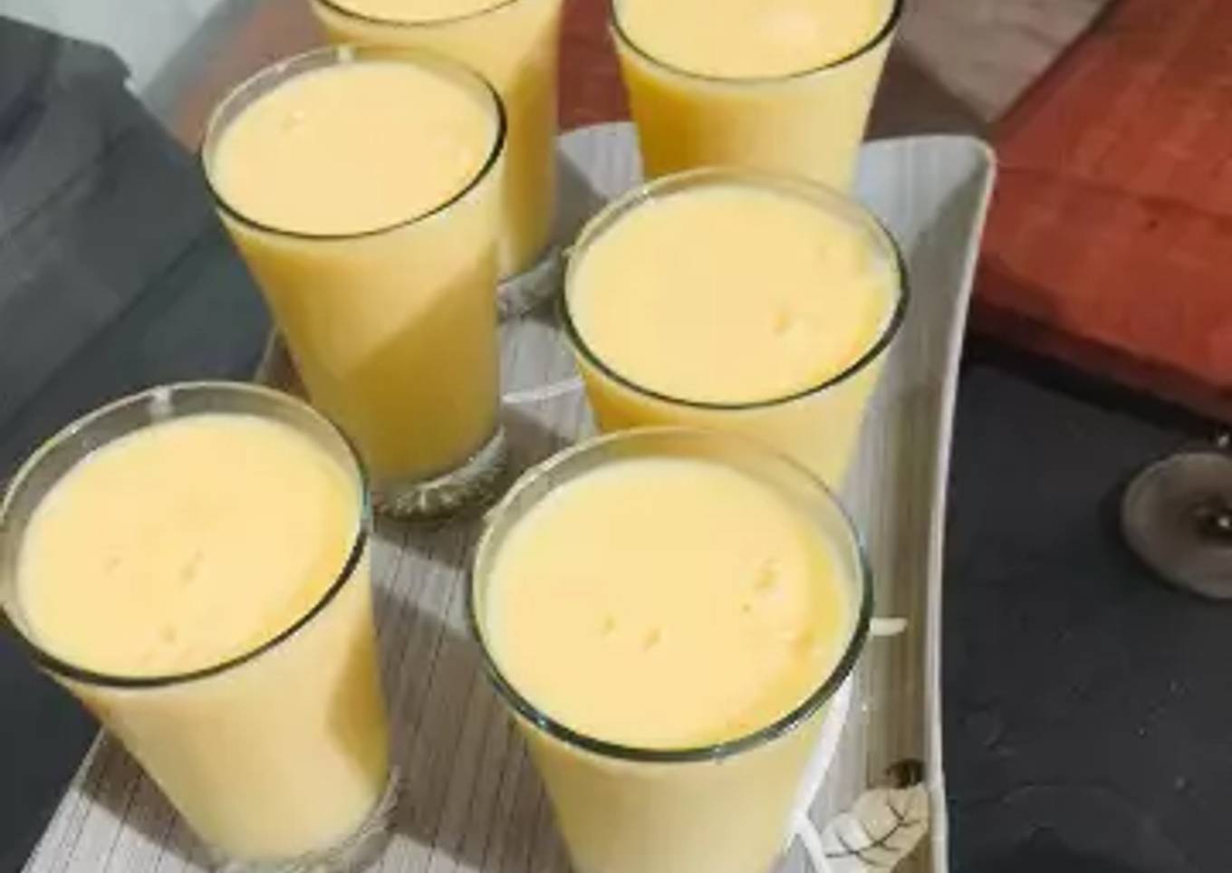 Mango milk shake