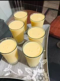 A picture of Mango milk shake.
