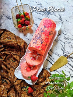 Foto resep Pink Batik Strawberry Roll Cake