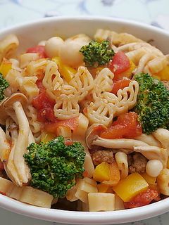 蕃茄蔬菜肉醬麋鹿通心麵 的食譜成品照片