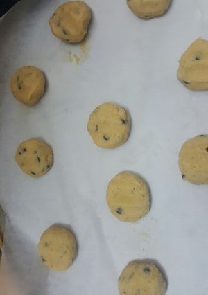 صورة لوصفة الكوكيز بقطع الشوكولاته 😍