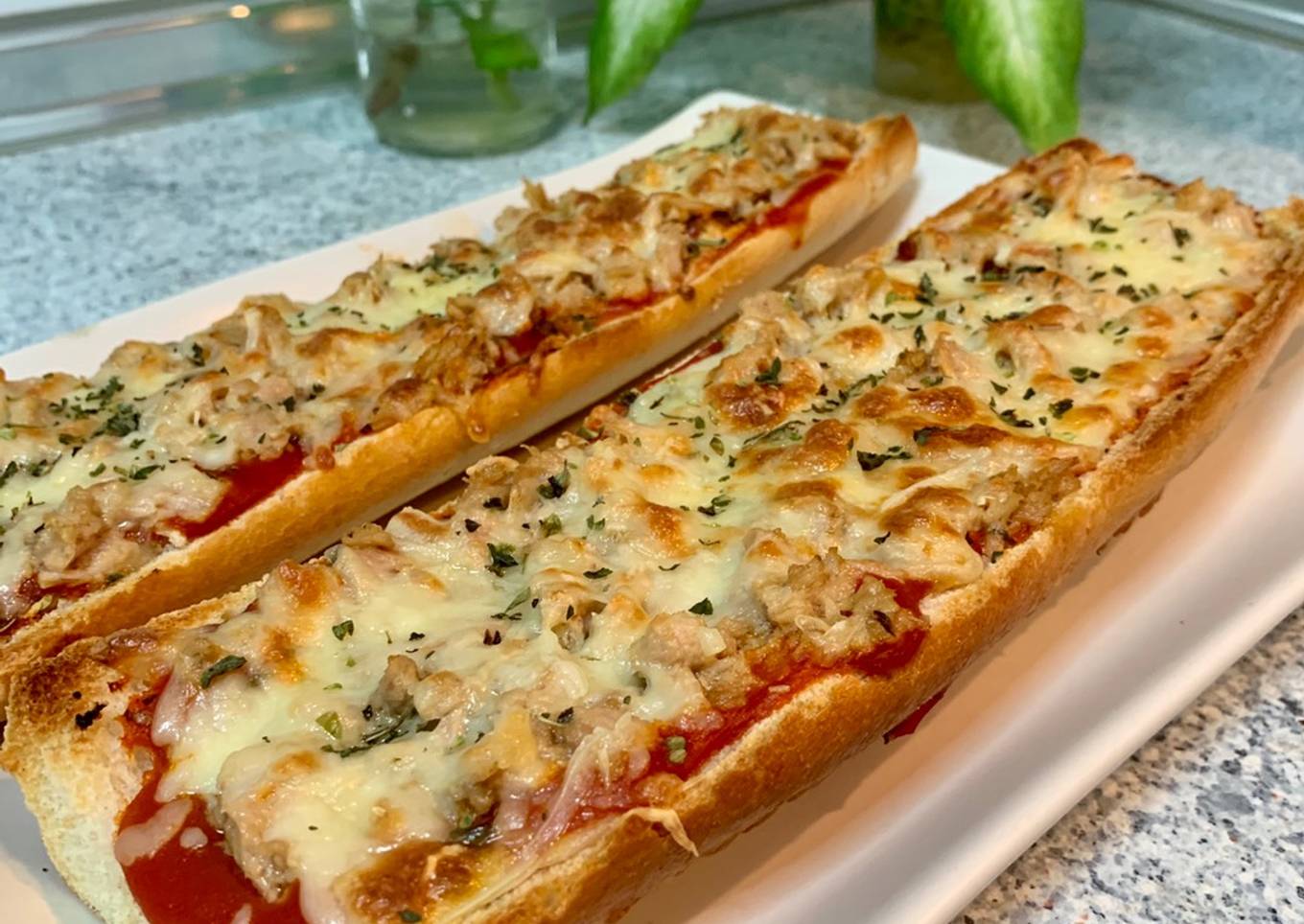 Paninis de atún