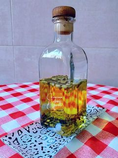 Una foto de Cómo preparar nuestro propio aceite de cardamomo y pimienta negra