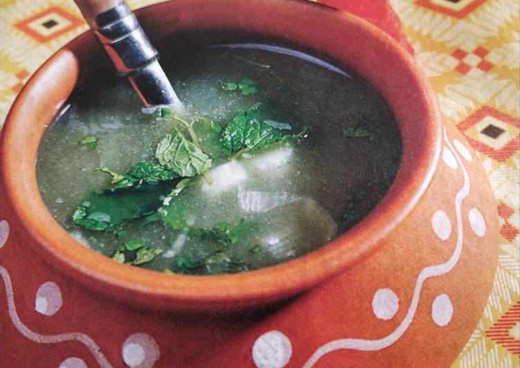 Lauki soup / bottlegourd soup