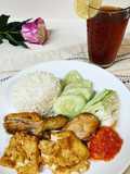 Ayam Penyet (Squeeze Chicken)
