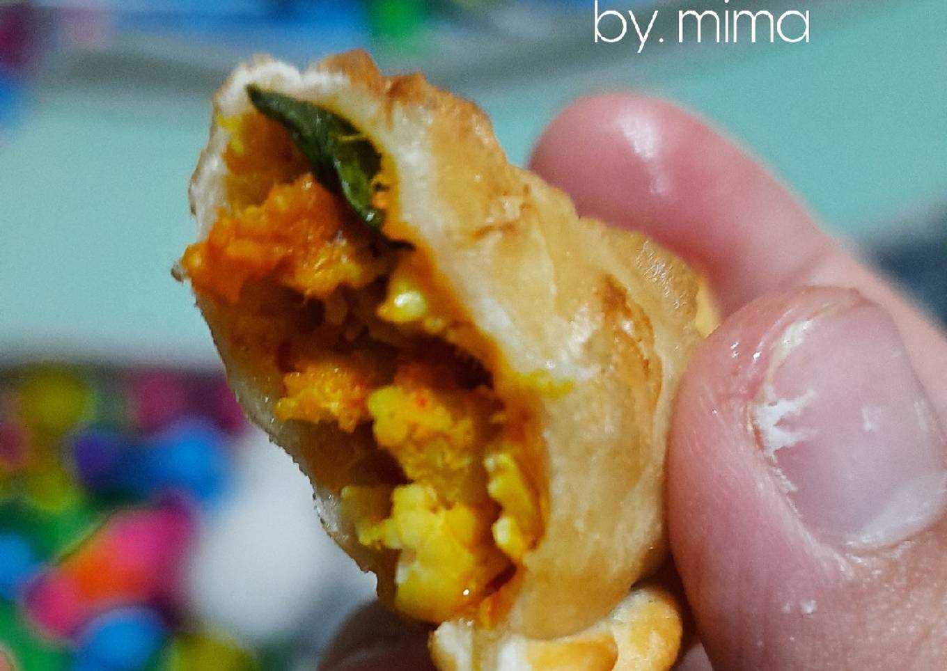 Cireng Isi Ayam Suwir Pedas