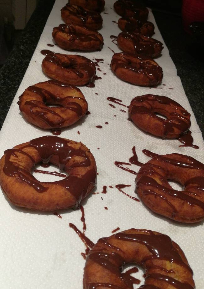 Una foto de Donuts con chocolate