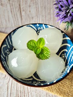 Foto resep Bola Air Kelapa Isian Mochi