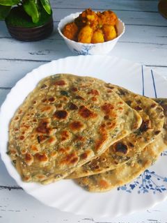 মেথি পরোটা (Methi paratha recipe in Bengali) রেসিপির প্রধান ছবি