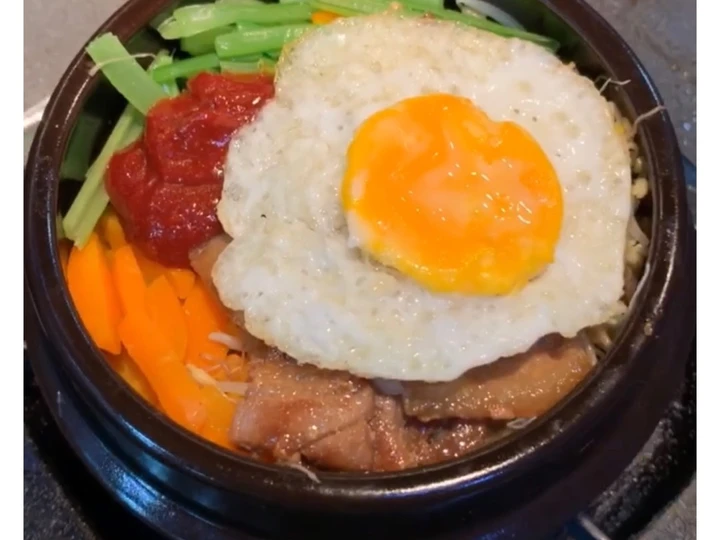 Easy Ways Make Recipes Bibimbap the Delicious Can Pamper Your Tongue.