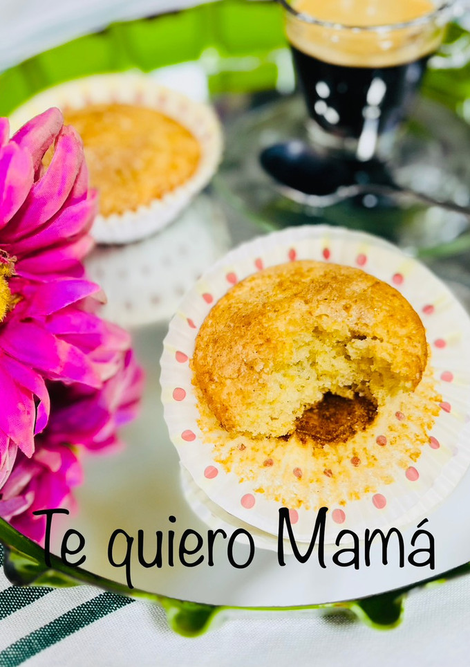 Una foto de Magdalenas caseras 🍋🧁 👸🏻 🌺 💝