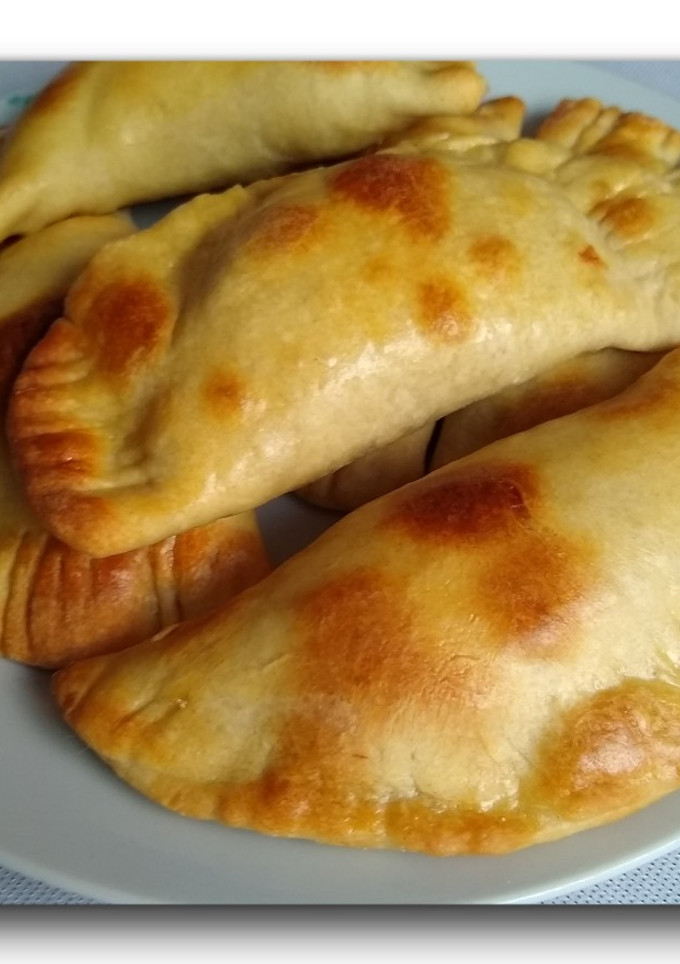 Una foto de Empanadas de manzana 🍎