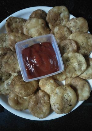 फरसी पूड़ी (Fursi pudi recipe in hindi) रेसिपी मुख्य फोटो