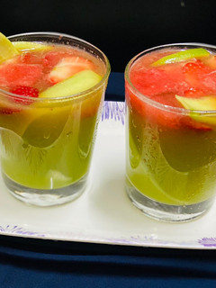 A picture of Cucumber cooler with strawberry ice.