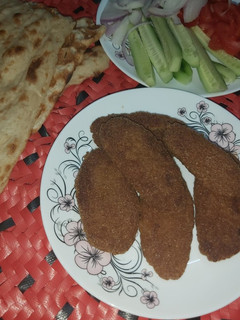 عکسی از دستور ساندویچ مخصوص لاهیجان (کتلت با نون بربری)