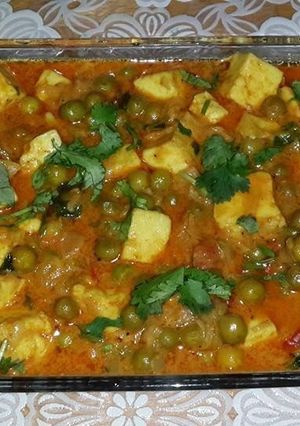 A picture of Mutor paneer.