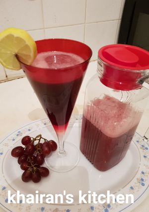 A picture of Grapes juice.