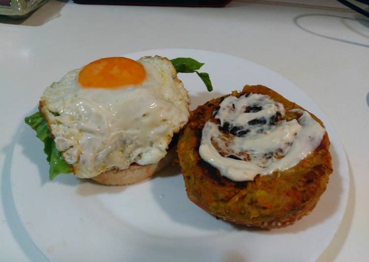 Hamburguesa vegetariana de garbanzos, puerro y zanahoria 🍔