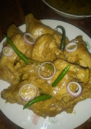 চিকেন সাদা রোস্ট রেসিপির প্রধান ছবি